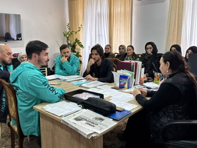 В детский дом №7 города Избербаш, находящийся под опекой Министерства труда Дагестана, приехали представители партии "Новые люди"